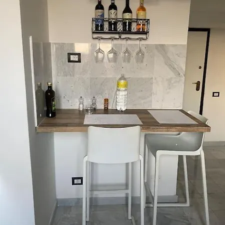 Apartment Bilocale In Marmo A Prato Prato (Prato)