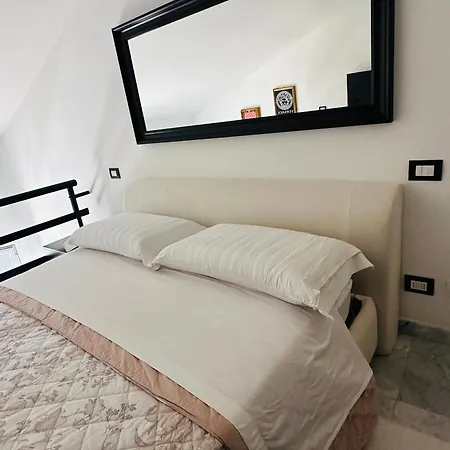 Marble Apartment Prato (Prato)